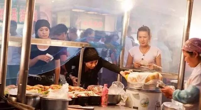 *疆新**最劳道的夜市终于要回来了！简直太激动了