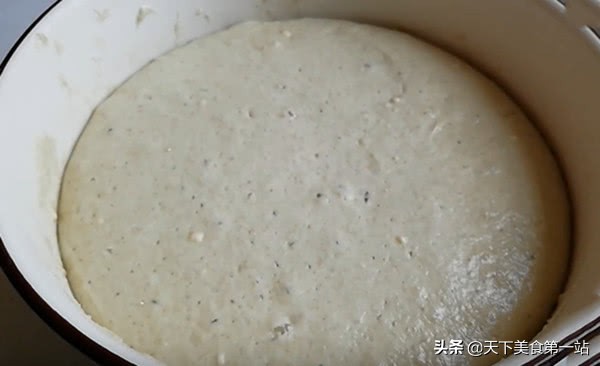 绿豆饼最好吃的做法,绿豆饼最家常的做法