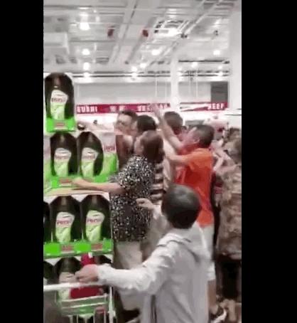 costco苏州店开业有人凌晨3点排队,costco在中国开店火爆异常的原因