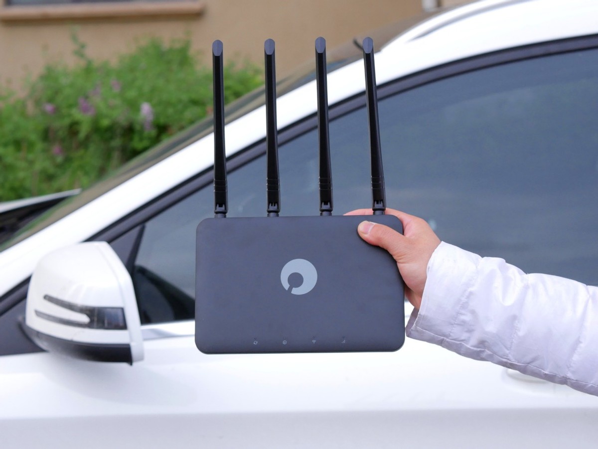 关掉手机热点分享，私家车能带着走的WiFi，网约车乘客：真香