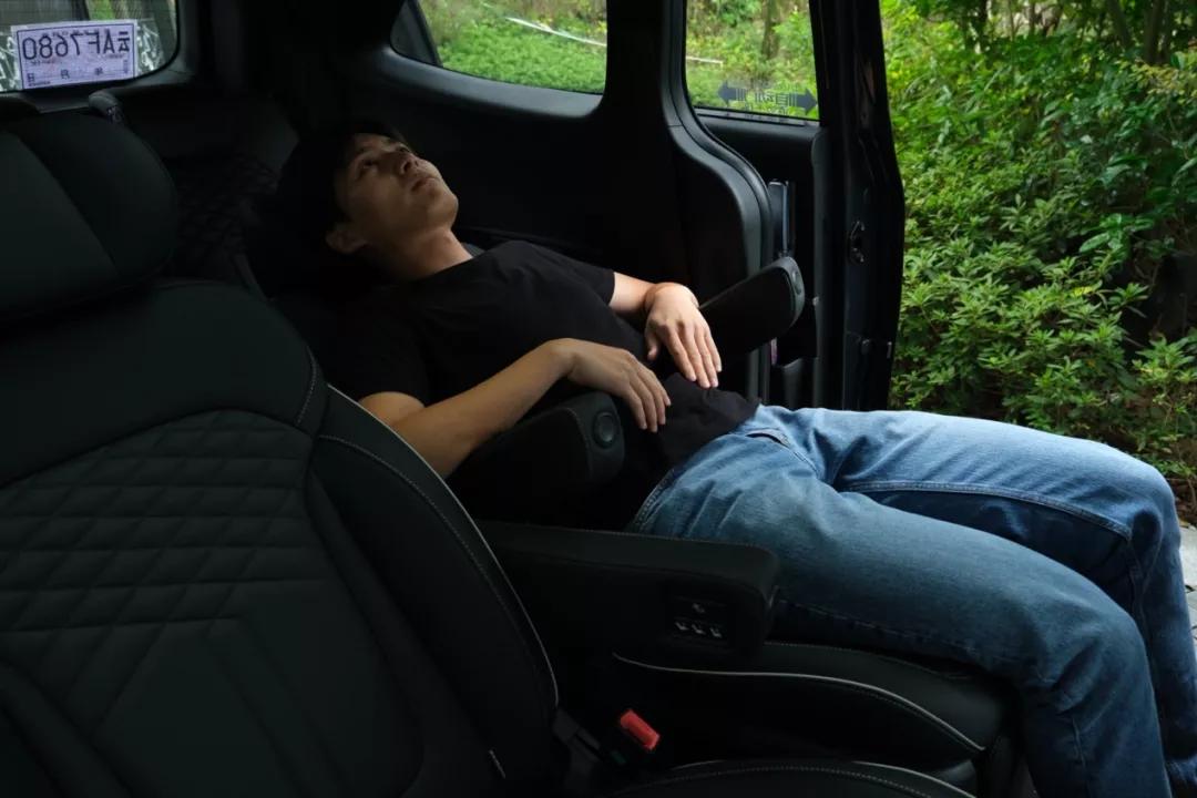 北京现代库斯途2024款落地价,现代库斯途2.0t7座实际油耗