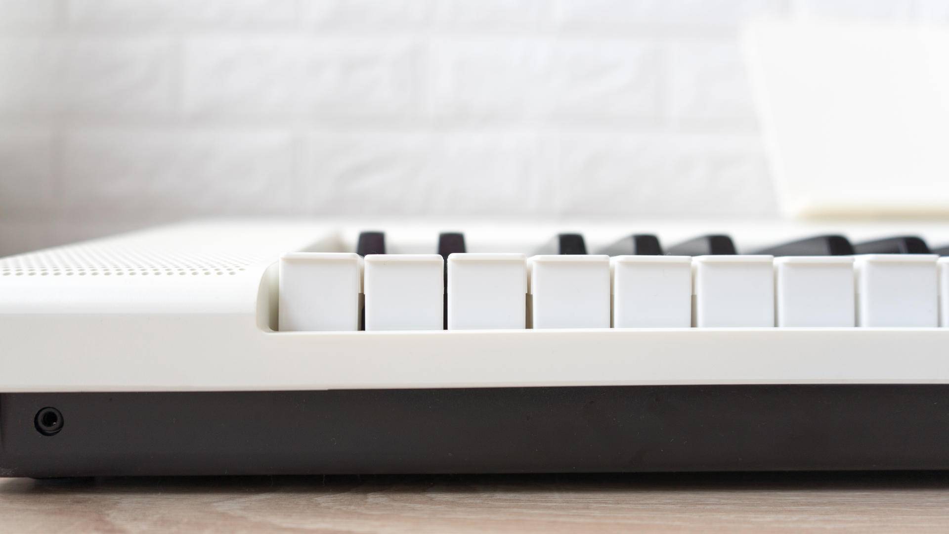 theone智能钢琴,电钢琴theone智能钢琴