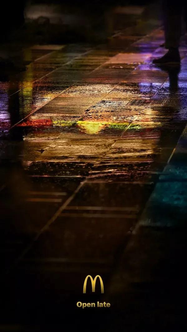 麦当劳logo改版,麦当劳logo倒过来