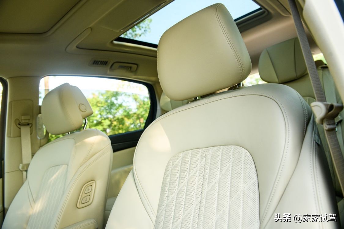 有通吃本事的新款别克gl8,别克gl8和奔驰v级怎么选