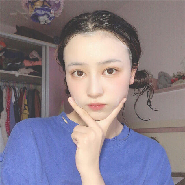 两腮长闭口粉刺的原因，看看这几个原因你是哪一个