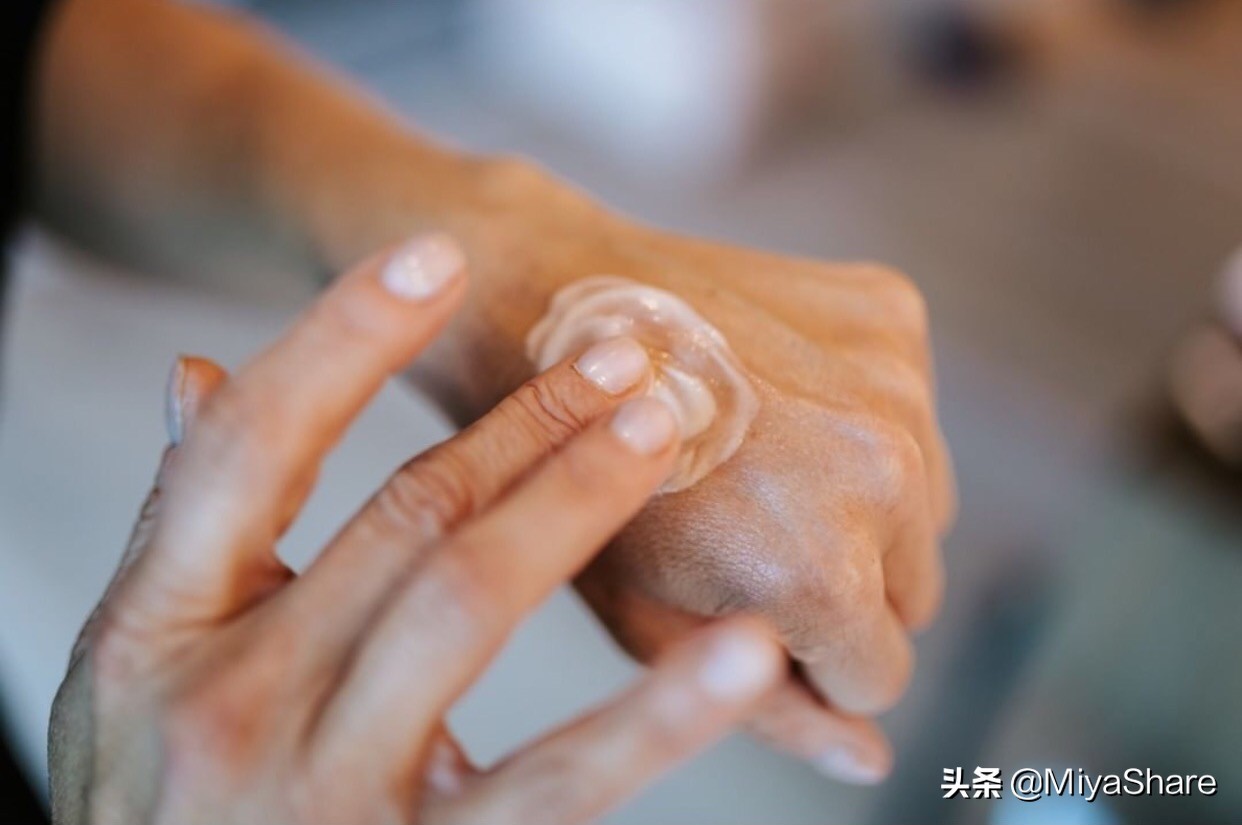 鍏跺疄灏忔牱鍖栧鍝佸埌搴曟槸涓嶆槸姝e搧,灏忔牱鐨勫ぇ鐗屽寲濡嗗搧鏈夊亣璐у悧