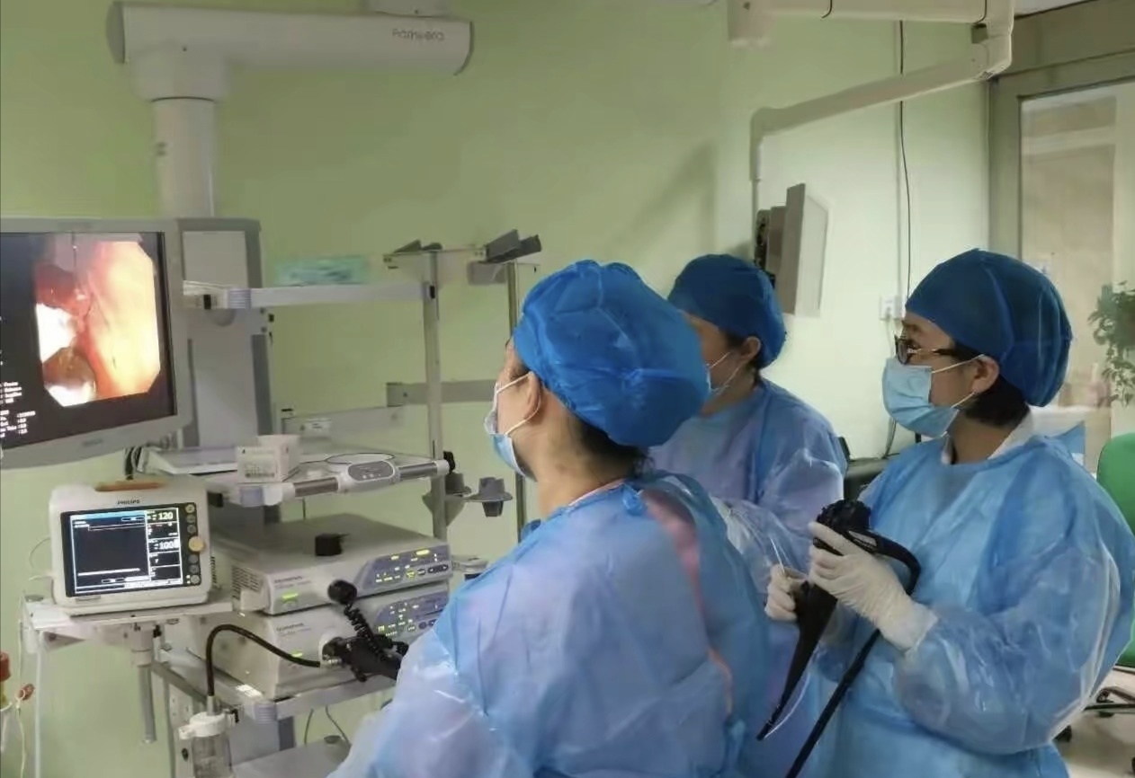 儿童误吞食物怎么处理,婴儿误吞食异物后的急救措施