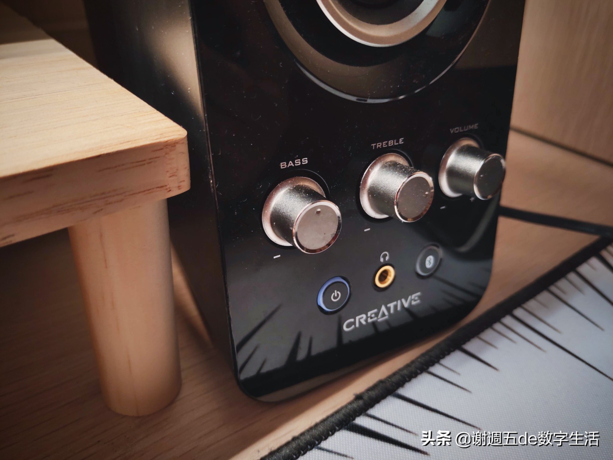 100元之内的书桌物品推荐,100cmx100cm书桌