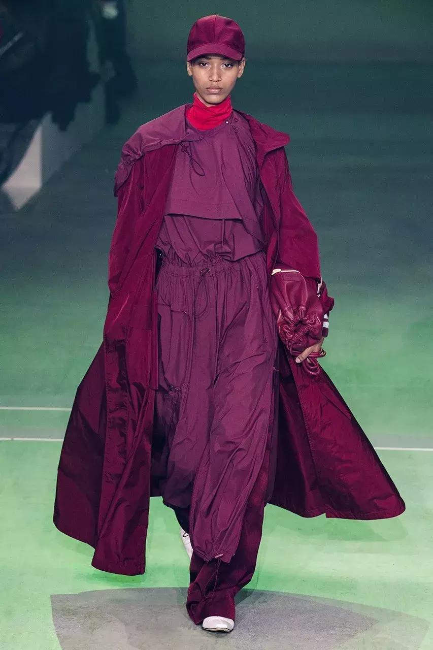 lacostepolo衫哪个颜色好,lacostepolo衫穿搭