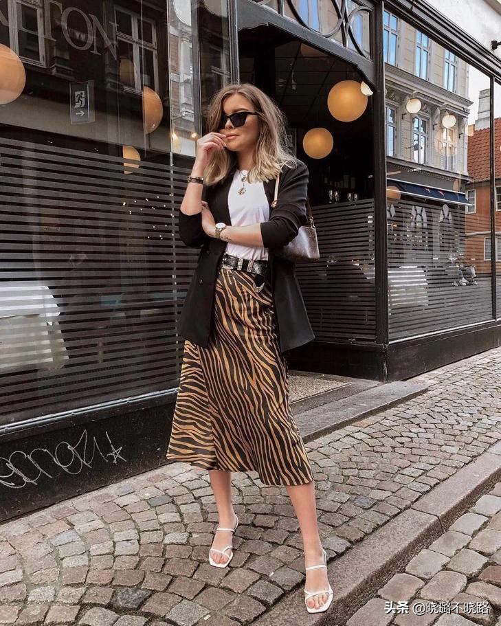 方头鞋和尖头鞋哪个显腿细,圆头鞋和方头鞋显腿型