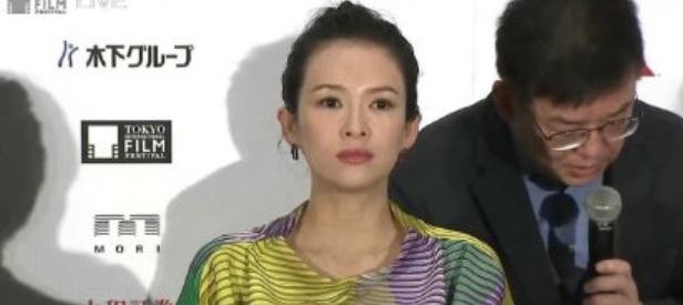 章子怡怀孕胖了多少,章子怡大方挺孕肚亮相