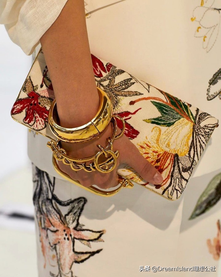 alexandermcqueen经典包包,alexandermcqueen斜挎包