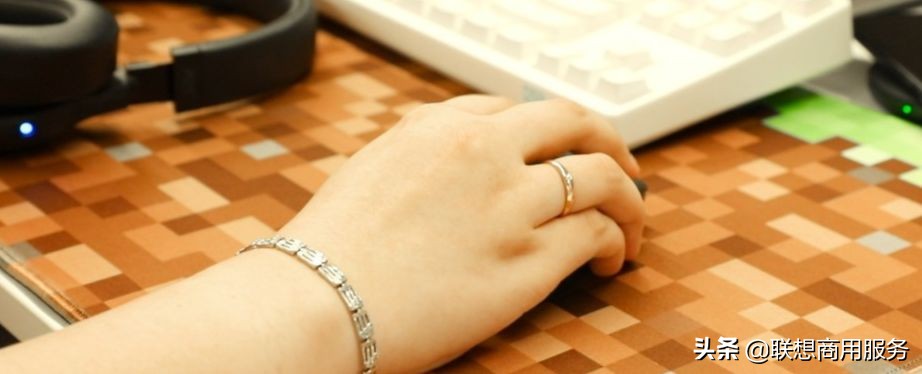 笔记本的鼠标为什么感觉太飘了,感觉蝰蛇鼠标有点飘是什么问题