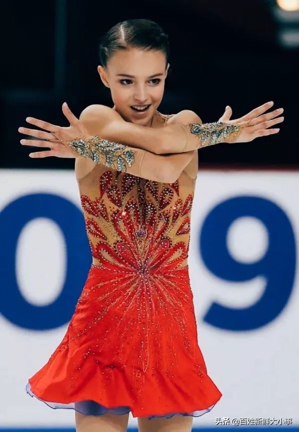 俄罗斯美少女惊呆众人,13岁俄罗斯少女神仙颜值