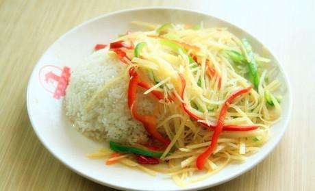 经常吃土豆减肥吗,水煮土豆是减肥的还是增肥的