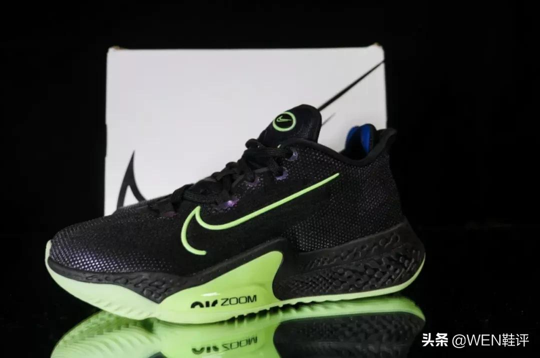 一双绿色的nike跑鞋,nike垃圾环保鞋2代尺码