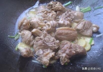 半只鸭子怎么做三菜一汤,鸭子炖什么菜好吃又营养