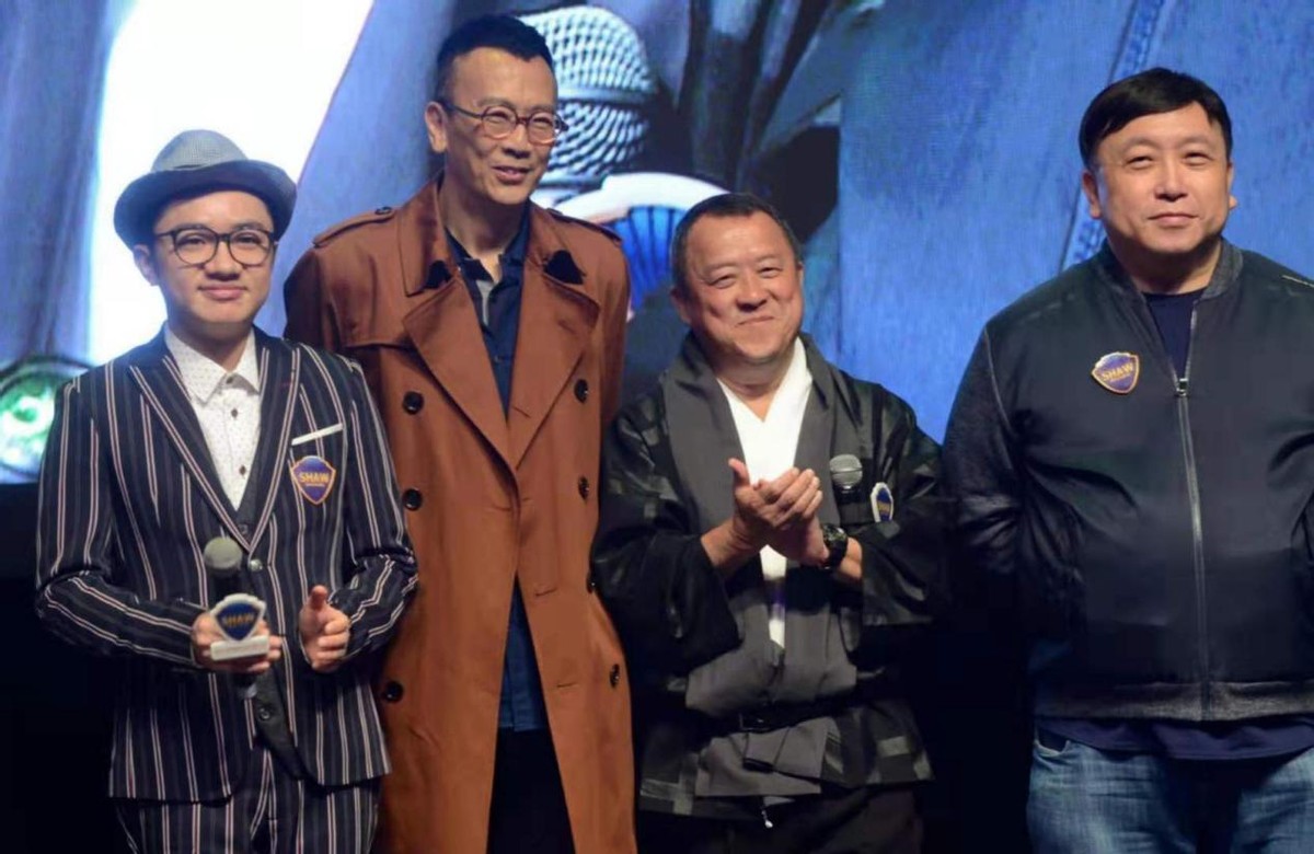 王祖蓝究竟有多高,费尽心思追到白富美