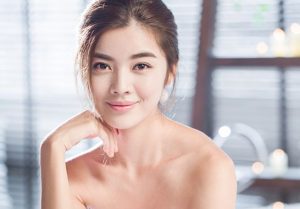 脸部补水美白,如何快速美白脸部简单方法视频