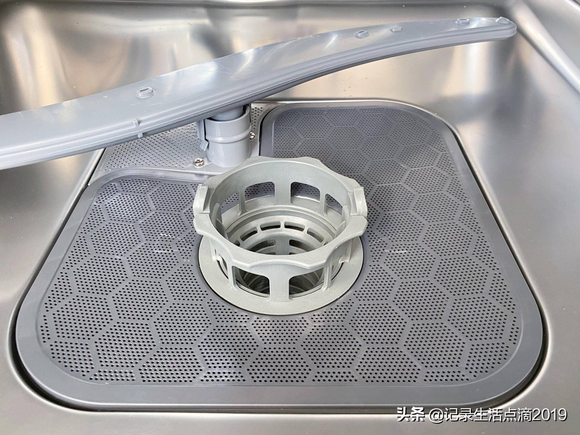 老板洗碗机和海尔洗碗机哪个好,15套洗碗机推荐性价比高