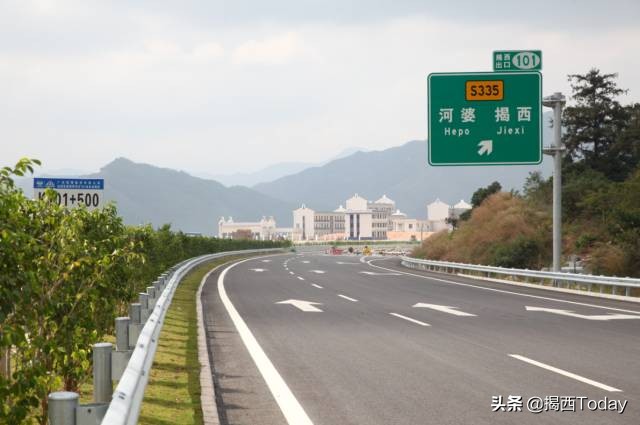 忆往昔峥嵘岁月看今朝城市新貌,忆往昔峥嵘岁月稠看今朝民富国强