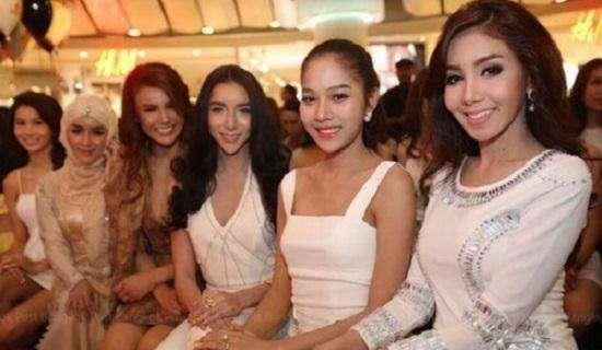 泰国“人妖”结婚后,是怎么过婚后生活的?看完让人感到心疼!