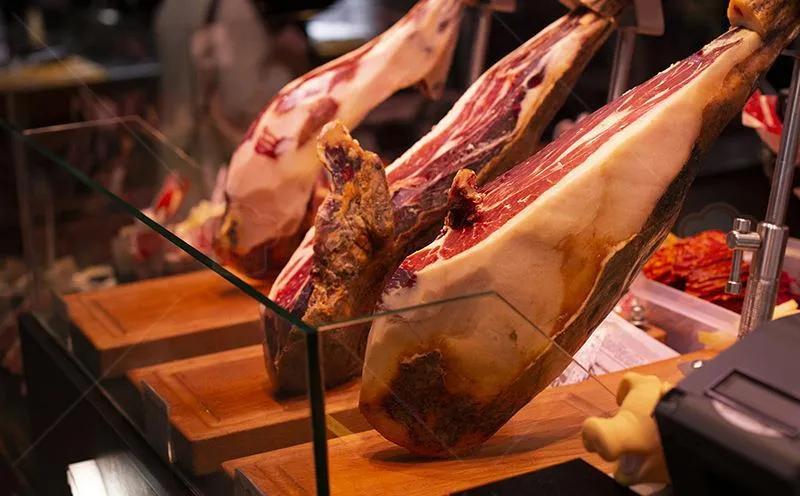 火腿发霉为什么还卖,火腿外面发霉里面为什么可以吃