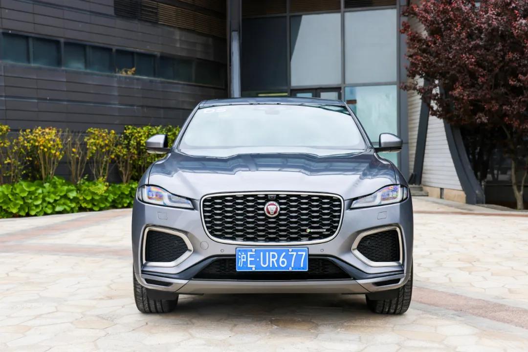 新捷豹f-pace3.0t试评,捷豹f-pace英伦绿