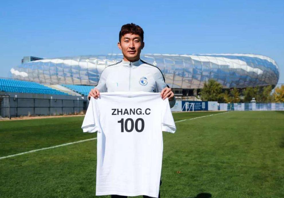 卡帅和张效瑞表情亮了:从未见过这样客气的门将,顾超张翀送大礼