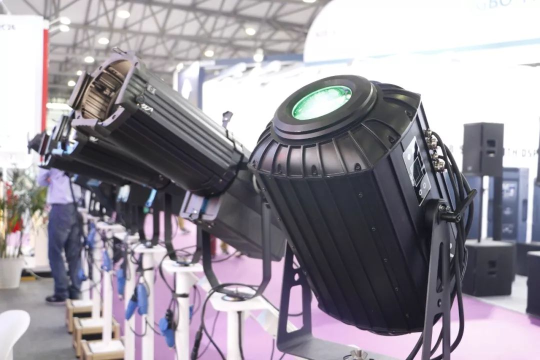 上海民族品牌展销会,上海汽车展中国崛起