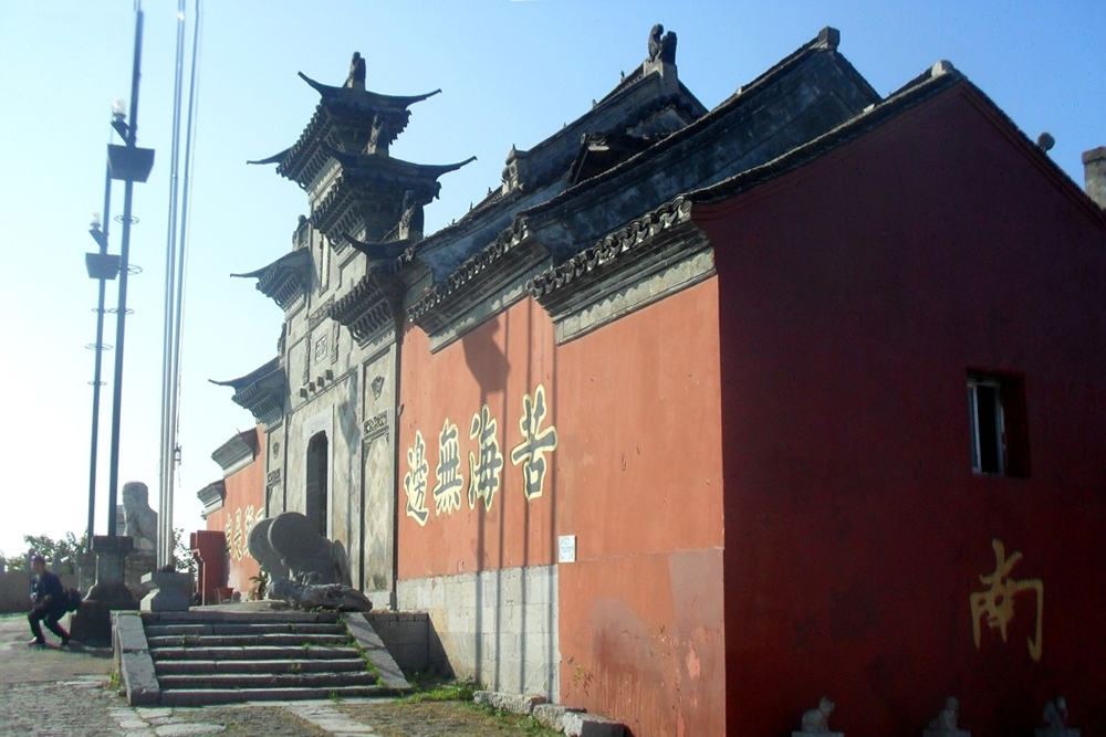 安徽巢湖水下古城遗址,巢湖古刹