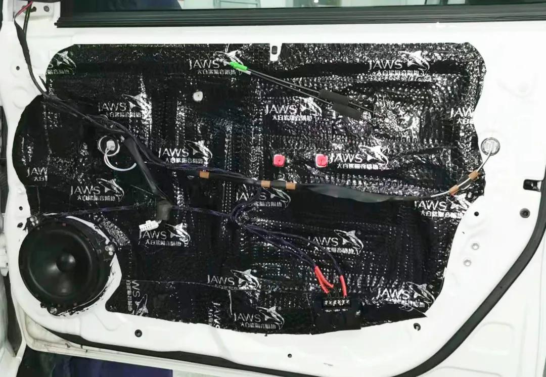 致炫jbl喇叭,致炫改jbl