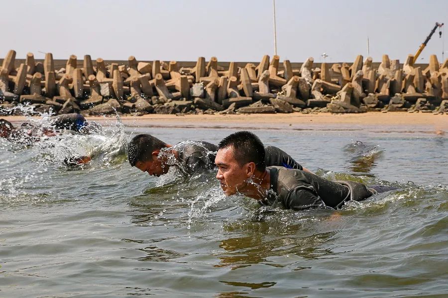 防空尖兵擎天制空大片既视感,防空兵震撼视频