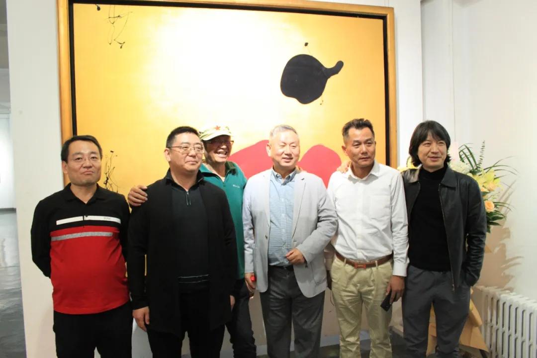 周颖超个展《蜕变》Seaandland在京开幕