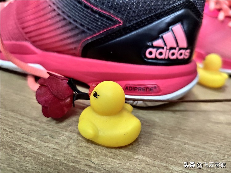 中羽飞云零狼手感,中羽在线飞云零狼球拍