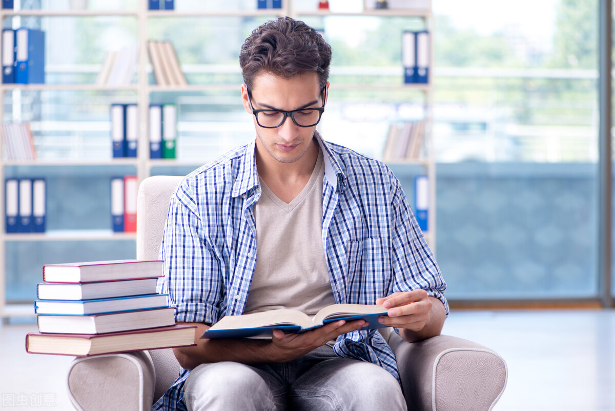 对付爱管闲事的怎么说,如何对付爱管闲事的人学生篇