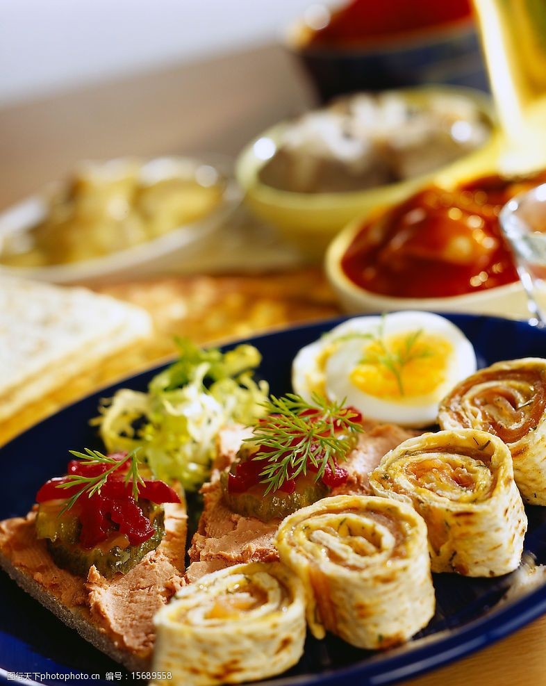 堪比黄金的蔗糖，只有贵族才能享用，欧洲为了蔗糖的血腥奴役