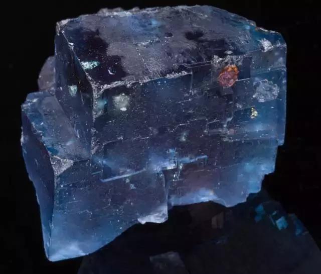 玉石的种类及鉴定标准图片,玉石的分类及鉴别图片