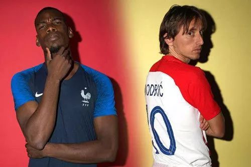 曼联团队配合集锦,曼联联动巴黎世家