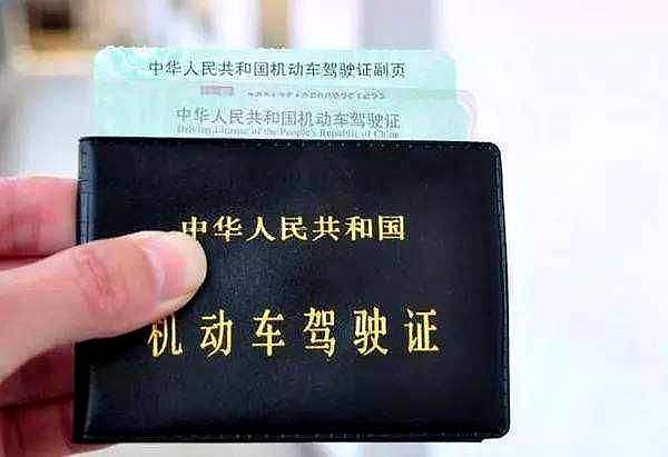 科目二倒库教练讲解,倒库技巧科目二压线