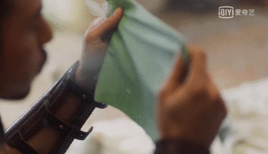 她这个尺度好羞耻啊