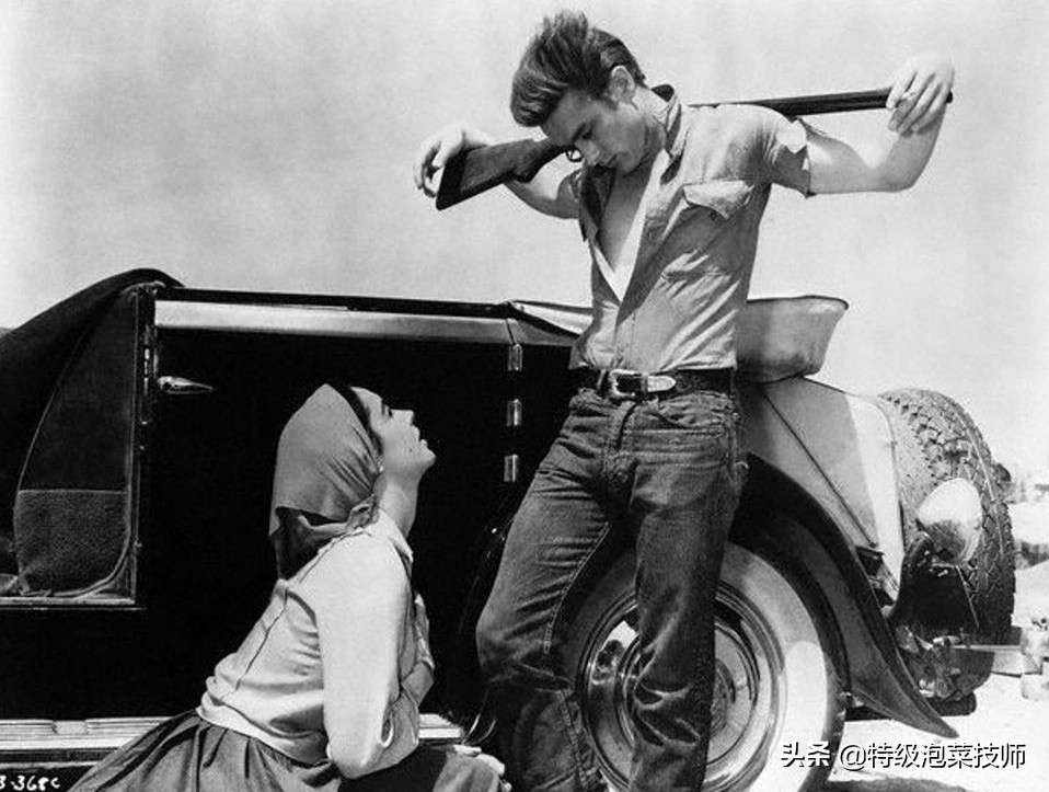 人设崩塌，小鲜肉当红时公然和女星接吻，她还是他偶像的女友