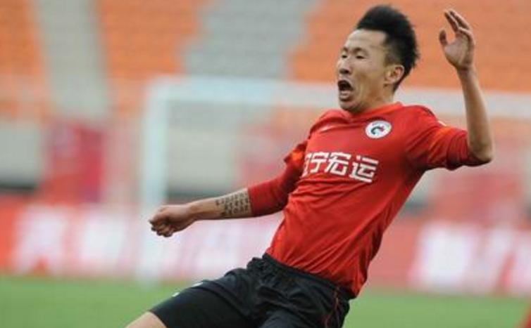 中国足坛十大美男,足坛十大帅哥和十大丑男