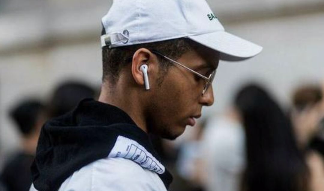 这是目前最好的蓝牙耳机!Airpods深度评测,利润超小米总和