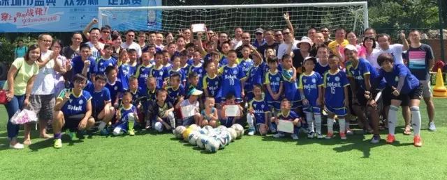 当中山、日本足球青训“激情相遇”，你更支持谁？