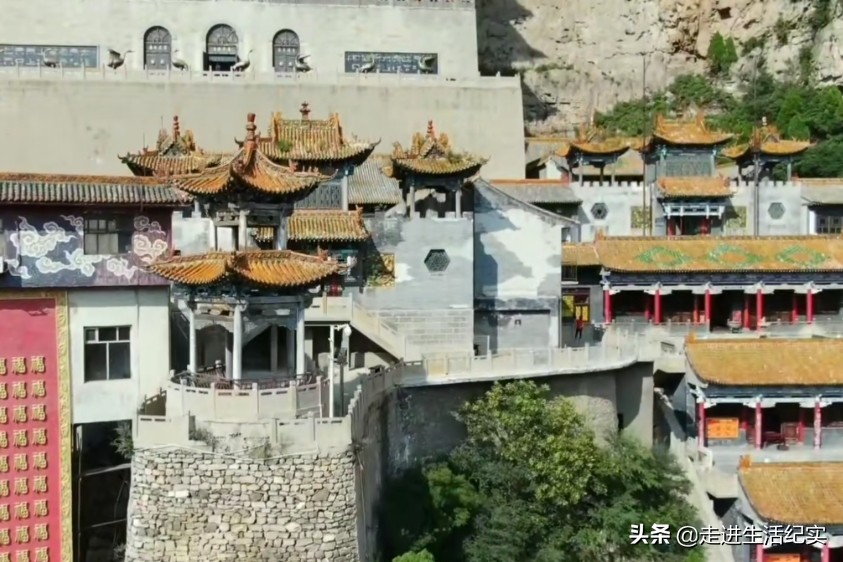 山西介休绵山风景区2019,山西介休绵山全景介绍