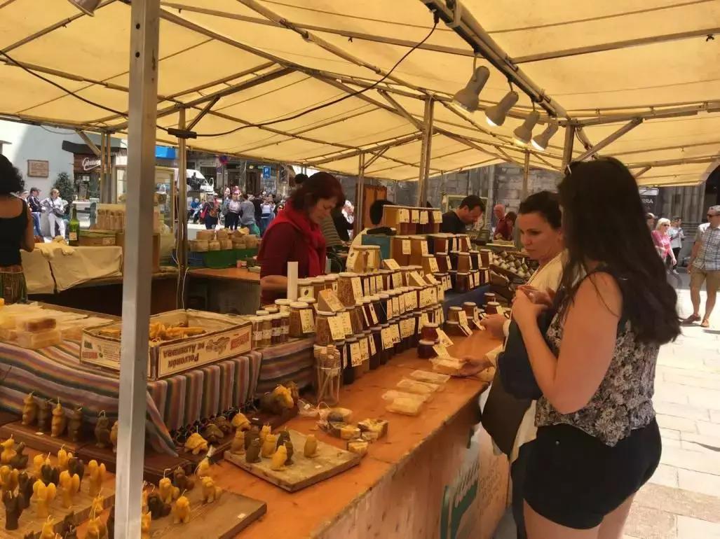 维吾尔族西班牙留学,维吾尔族西班牙