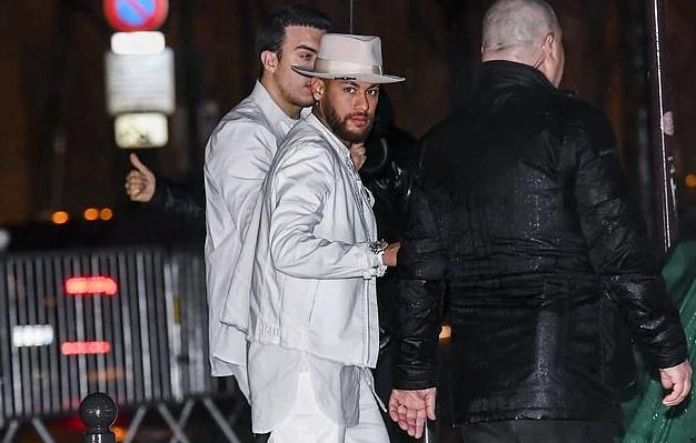 内马尔踢足球到底有多牛逼,桑巴足球内马尔有多厉害