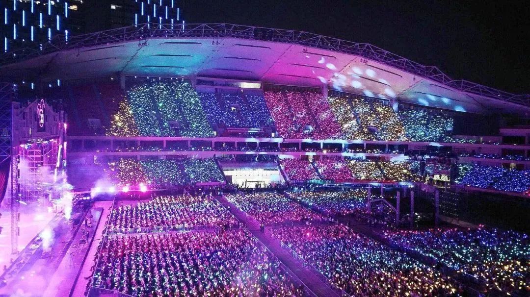 上海申花新主场改建过程,桥下空间利用方案