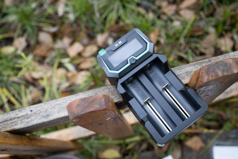 强光手电用18650电池充电器,家用充电锂电手电筒大全